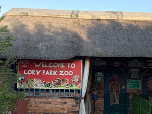 Lory-Park-Zoo